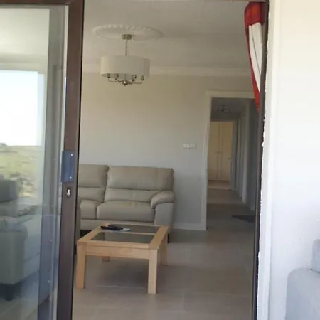 Seacrest House * باليكونيلي